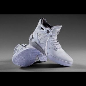 Supra x The Hunger Games